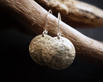 Runda örhängen i 925 sterlingsilver