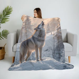 Sherpa Blanket - Wolf Howling Fleece Throw, Cozy Winter Blanket, Animal Lover Gift, Cabin Decor, Wildlife Home Accent, Nature Inspired