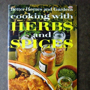 BHG Cooking With Herbs and Spices Recipe Booklet, 1967, Color Illustrations
