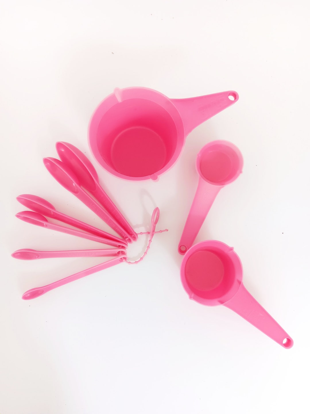 Pink Vintage Measuring Cups & Spoons - Etsy
