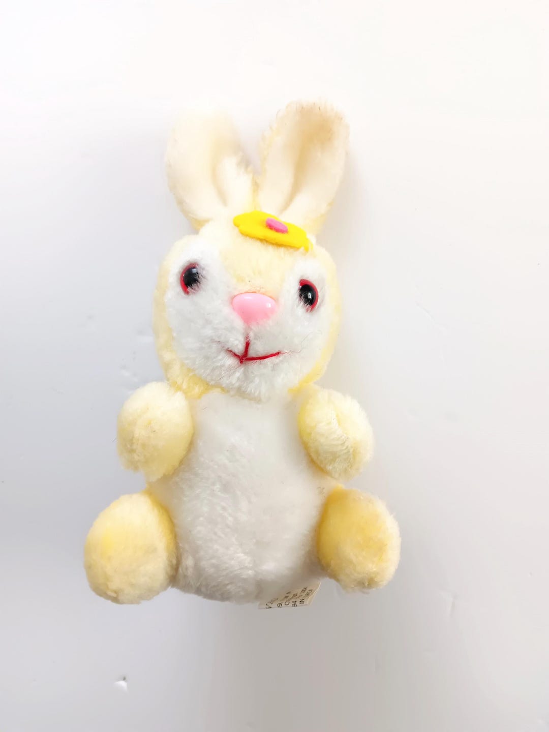 Jehvani Bunny Rabbit 1970s Yellow Kawaii Bunny With Flower 7X4X2 1970s ...