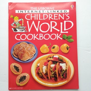 Childrens World Cookbook 2000 Internet Linked Learning Softcover VG Condition