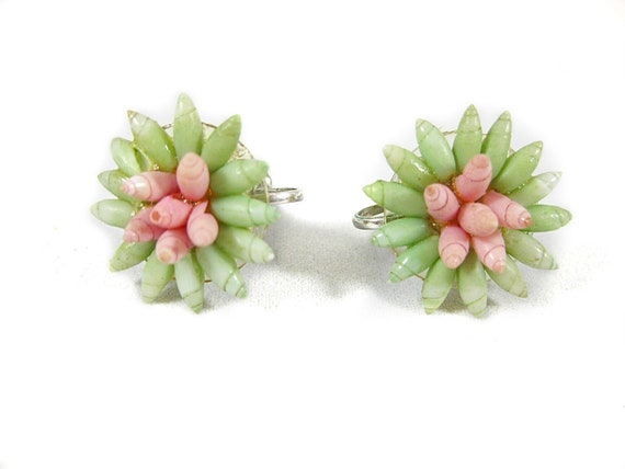 Green and Pink Shell Screw back Earrings, 1940s D… - image 1
