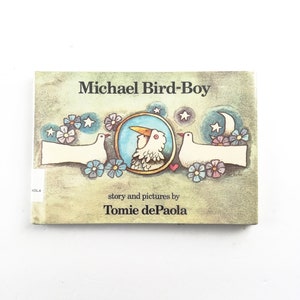Michael Bird-Boy di Tomie de Paola , 1973, Buone condizioni, Rilegatura in biblioteca Copertina rigida con DJ, Ex-lib Fiction ABC Funny Story