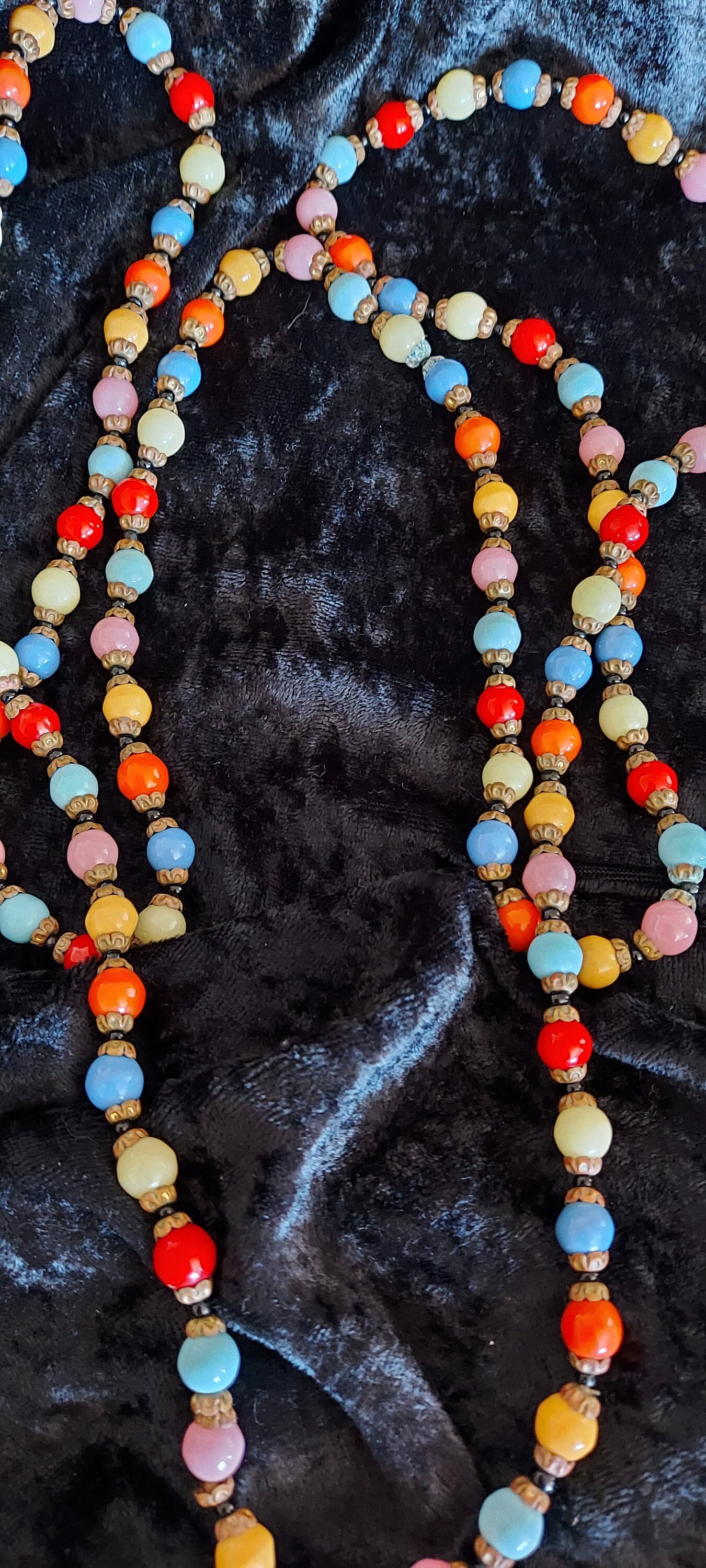 Art Deco Harlequin Bead Necklace.