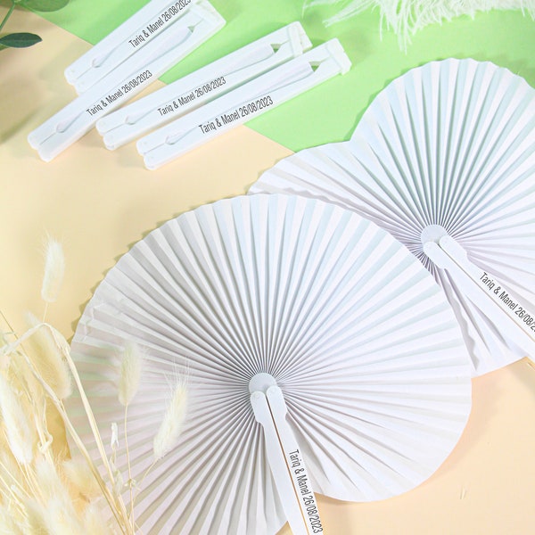 Folding fan, heart -shaped fan, wedding party gift, personalized fan