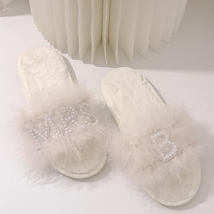 Personalized Slippers- Spa Slippers - Customized Slippers - Initials Slippers - Bride Bridesmaids Fluffy Slippers - Bridesmaid Gifts
