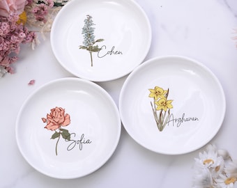 Personalized Jewelry Dish, Bridesmaid Gifts, Engagement Ring Dish, Birthday Gift for Her, Graduation Gift, Bridal Shower Gift, Gift for Mom