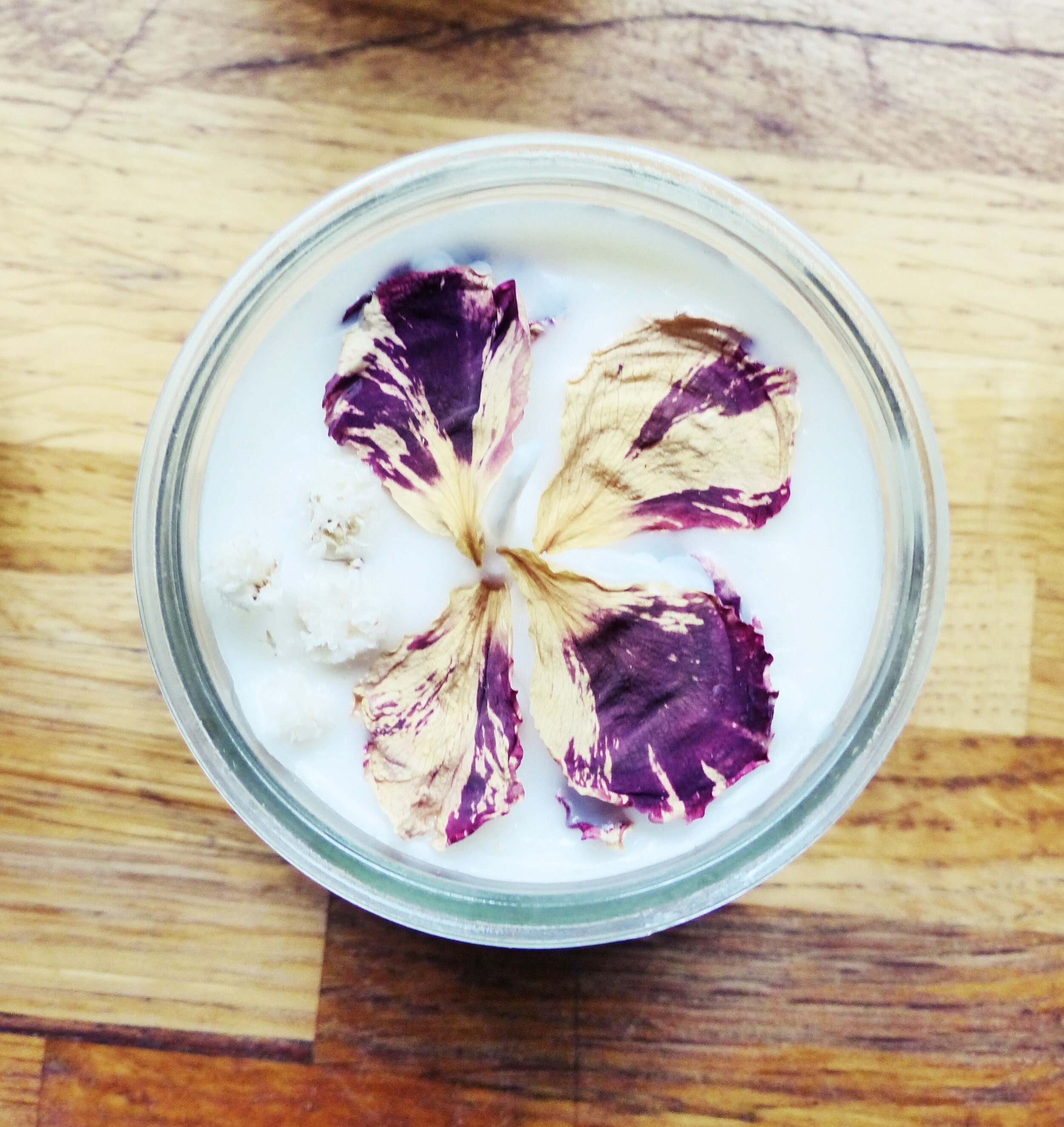 Bougie Naturelle Soja Parfumée Fragrance Pétales de Roses, Bougie Artisanale Décorée Roses Séchées ,