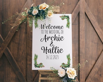 Christmas Holly and Mistletoe Welcome to my Wedding Sign