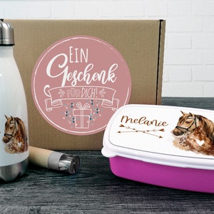 Geschenk zur Einschulung | Trinkflasche mit Brotdose | Pferd braun personalisiert mit Name | Geburtstag Einschulungsgeschenk für Mädchen