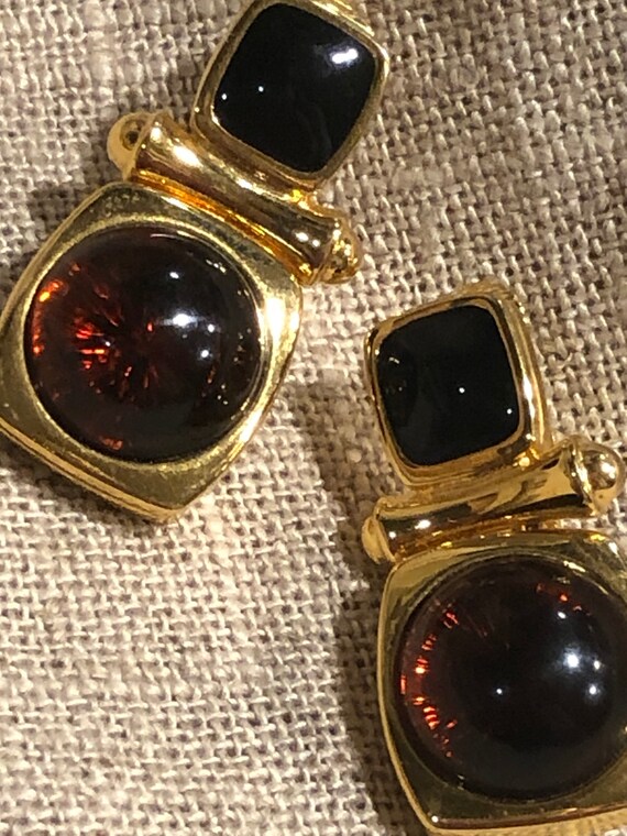 Vintage Joan Rivers doorknocker earrings- 1980's J