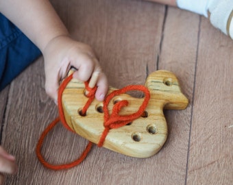 Wooden Lacing Toy, Wooden Duck toy, Toddler Toy, Montessori toy, Educational Toy, Sewing Toy, Learning toys, Waldorf Toy, Motor Skills toy