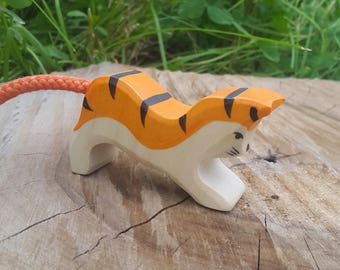 Wooden cat, cat toy, wooden animals, wooden toys, waldorf toys, nature table, baby shower,  toys for toddlers, natural toy, cat figurine