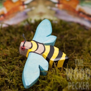 Wooden Bee Toy, Wooden bee, Animals for kids, pretend play, Handmade insect figurine, nature table, Newborn gift, Waldorf Wooden Bee toy