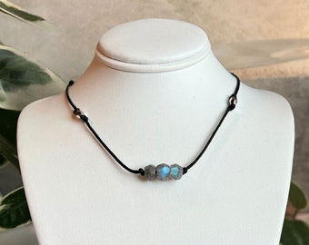 Labradorite Choker, Crystal Beaded Necklace, Labradorite Gemstone Jewelry, Boho Hippie Choker, Dainty Crystal Choker Necklace