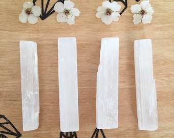 Selenite Sticks/ Selenite Wands/ Selenit Kristall/ Roh Selenit! Ihre Wahl der Größe!