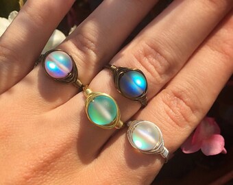 Conjunto de anillos de cuarzo aura, anillos de piedras preciosas envueltos en alambre, joyería de hadas