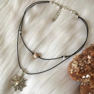 Sun Charm Choker Necklace, Healing Crystal Sun Charm Necklace! Gemstone Sun Choker! Summer Style Jewelry, Leo Astrology Choker