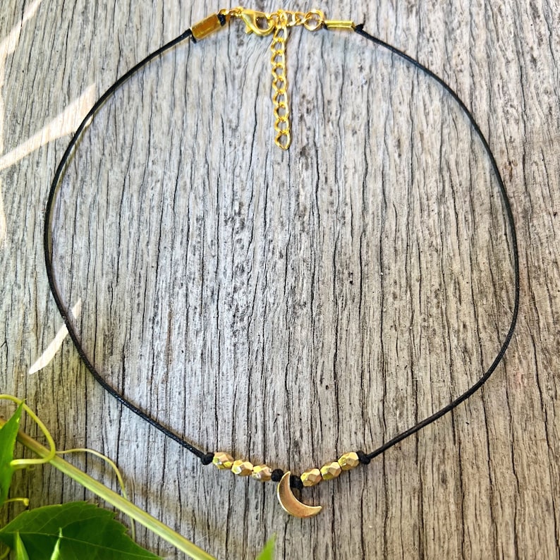 Moon Choker Necklace, Gold Crescent Moon Beaded Choker Necklace Dainty Gold Moon Jewelry, Simple Moon Necklace, Cancer Zodiac Sign Jewelry image 3