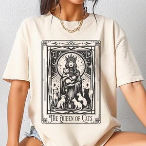 Chemise de tarot amoureux des chats, carte de tarot reine des chats, t-shirt couleurs confort, cadeau pour maman chat, chemise femme chat sorcière, t-shirt tarot chat drôle, maman chat