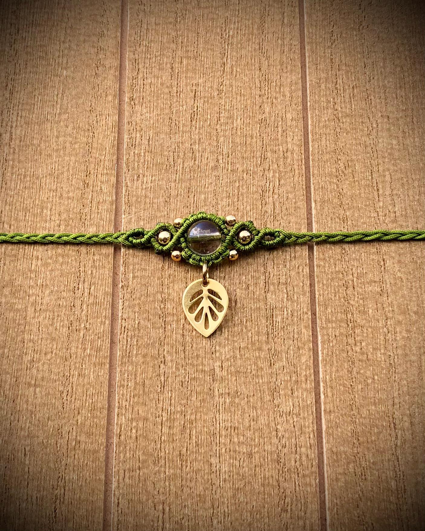 Leaf - Healing Crystal Macrame Choker, boho hippie choker necklace, bohemian jewelry, leaf jewelry, customizable choker, elven jewelry