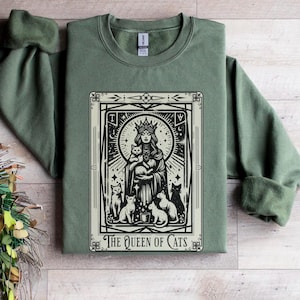 Sweatshirt tarot chat, chemise carte tarot chat amoureux, col rond dame chat, cadeau de Noël pour maman chat, reine des chats, sweat tarot sorcière