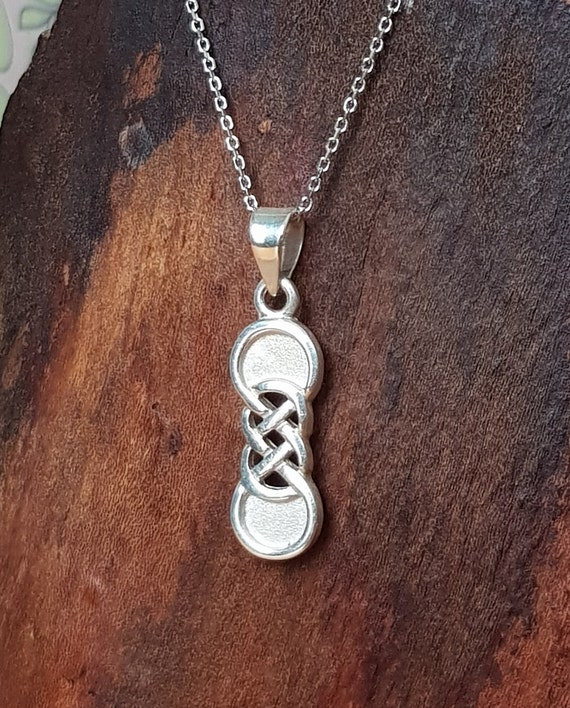 Vintage Scottish Sterling Silver Celtic Knot Pend… - image 1