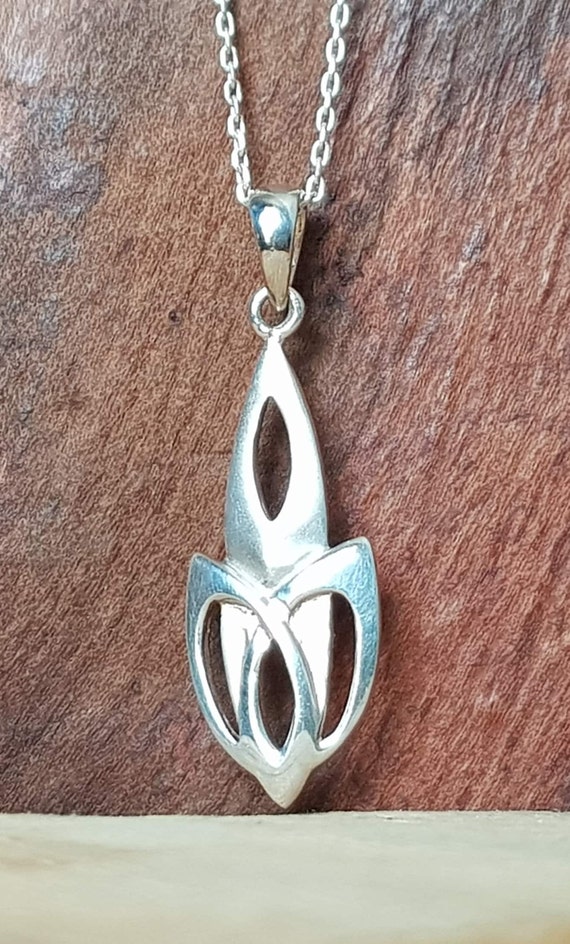 Vintage Scottish Sterling Silver Celtic Knot Pend… - image 2