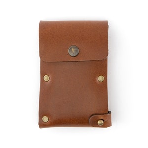 Rivet Leather Dugout - Brown
