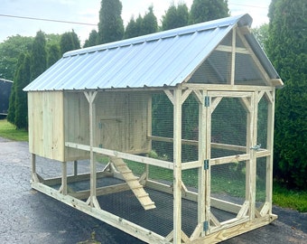 Chicken Coop - Chicken Run - Custom Chicken Coop 4x9