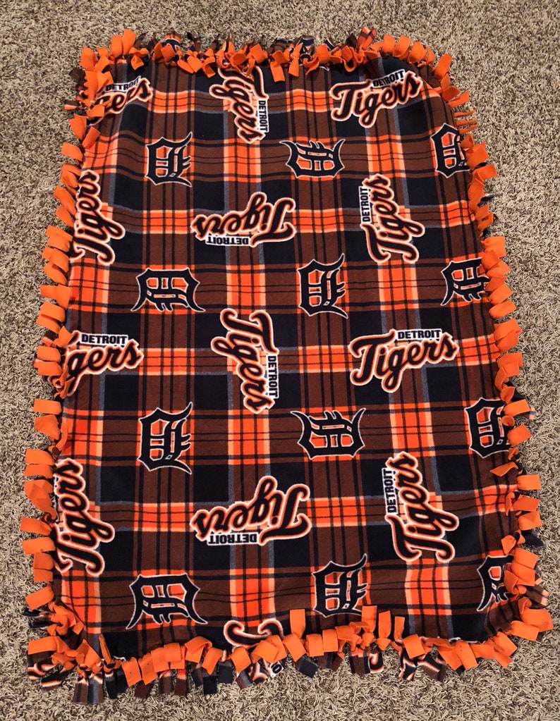Michigan Detroit Tigers Handmade Fleece Tie Blanket 50 x 35