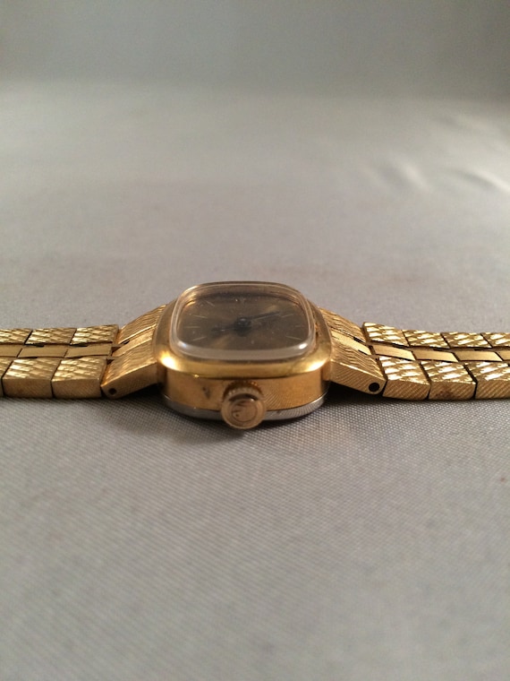 Helbros 17 top jewel watch