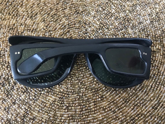 Vintage Black Sunglasses | Accessories - image 9