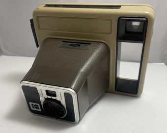 Vintage 1982 Kodak Pleaser II Kodamatic Instant Camera Self-developing ...