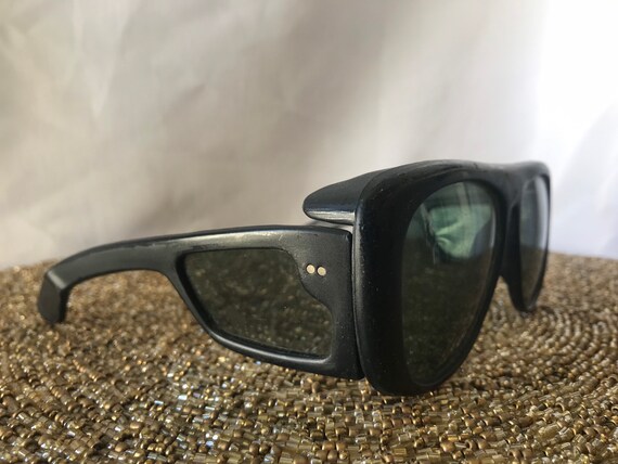 Vintage Black Sunglasses | Accessories - image 4