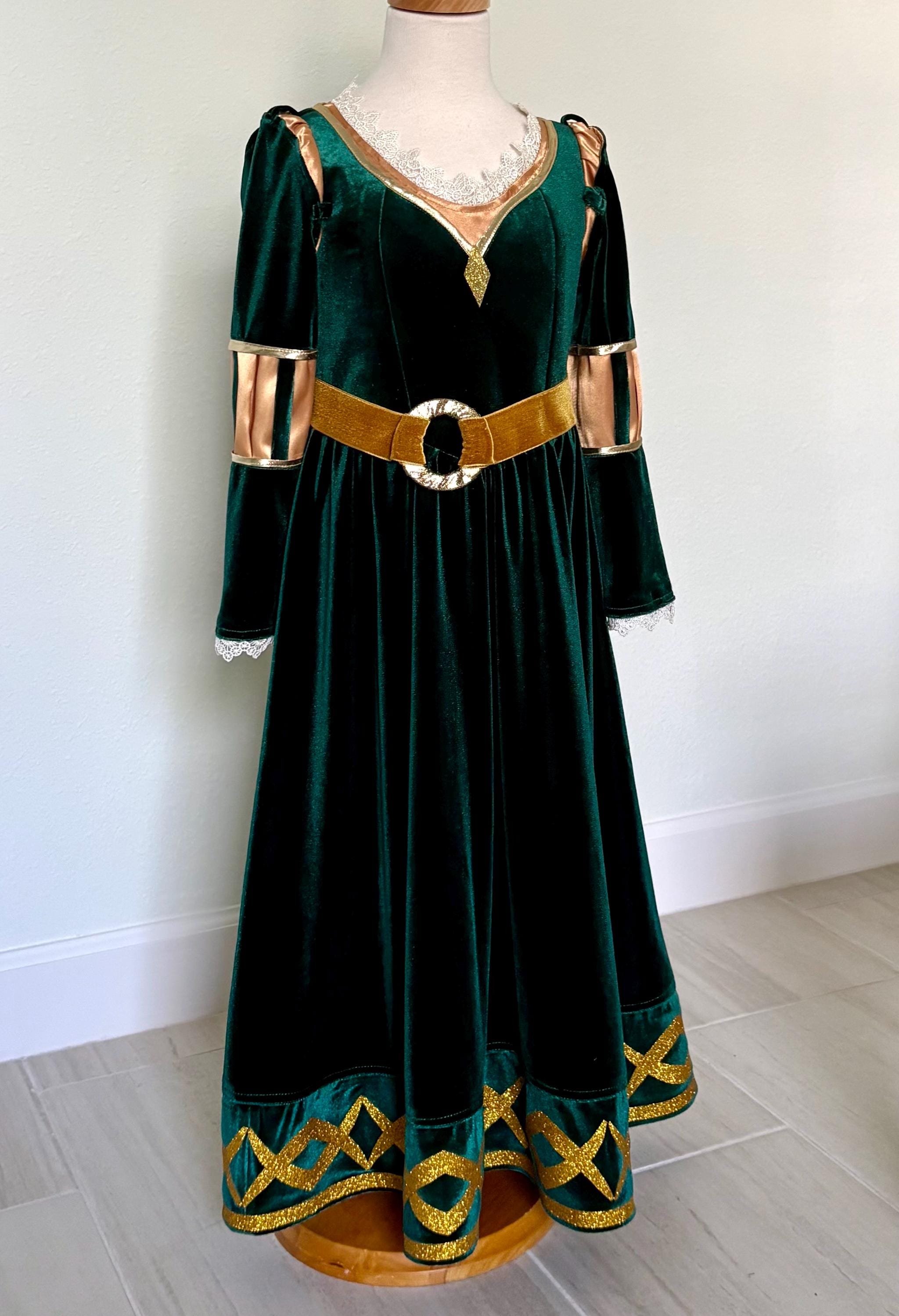 is merida's dress blue or green Brave Merida Costume Girl, Brave Cosplay Kids, Birthday Girl, Handmade Merida Dress, Dress Girls, Girl's Dress, Irish Girls layered construction that adds