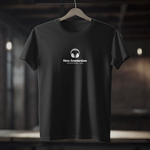 New Amsterdam, New York City, Brooklyn, NYC vintage headphones t-shirt hip-hop DJ music rock and roll classic rock graphic design Tee Shirt