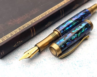 Ashhurst Abalone Shell Füllfederhalter aus antikem Messing