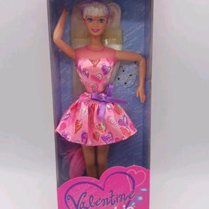 1997 Special Edition Valentine Barbie 17649 Pink Hearts Blonde Mattel Doll