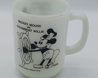 1980 VTG Anchor Hocking Milk Glass Mug 1928 Mickey Mouse As Steamboat Willie