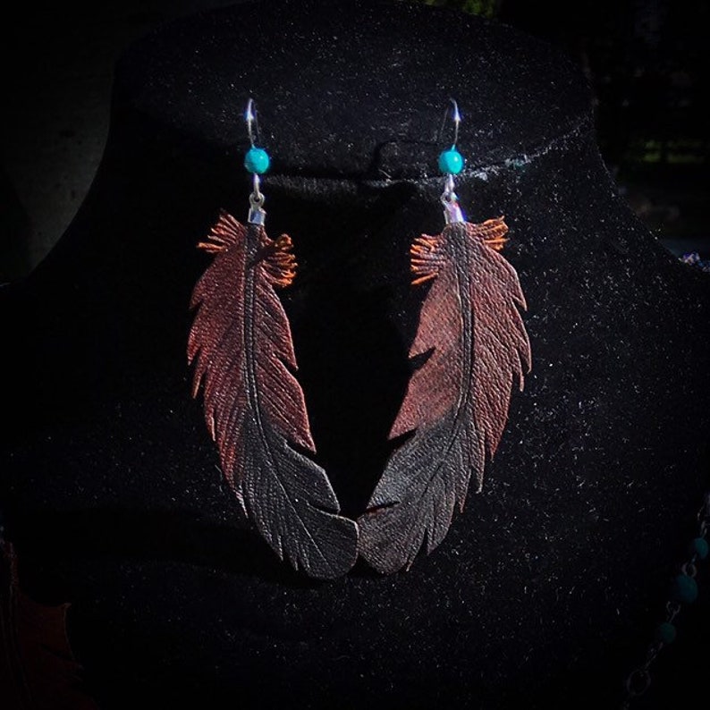 Carved Leather Feather jewelry set