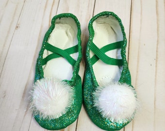 Tinkerbell shoes, Tinkerbell inspired shoes, Tinkerbell costumes, fairy costume, fairy Halloween costume, green sparkle shoes