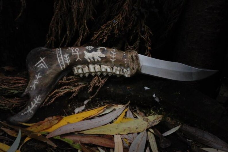 Made to Order : Deer Jawbone Ritual Knife Shamanism Petroglyph Design image 2