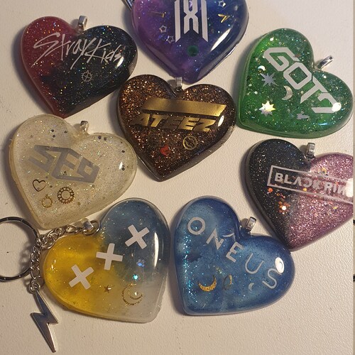 Kpop Keychain / Lightstick Keychain Acrylic merry Go Round Etsy