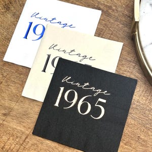 Tovaglioli per il 60° compleanno - Tovaglioli da cocktail Chic Vintage 1965 - Decorazioni per la festa del 60° compleanno, 3 veli, diversi colori e opzioni in lamina