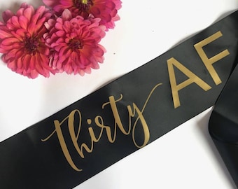 Banda Thirty AF: Cinta de satén de doble cara para el 30 cumpleaños