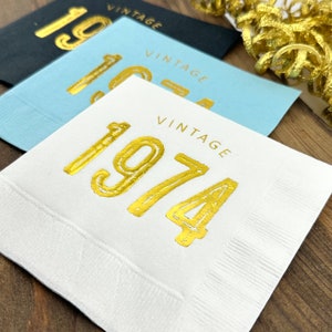 Serviettes de table 50e anniversaire, vintage 1974, décorations 50e anniversaire, serviettes cocktail cinquantième, serviettes pour boissons estampées à chaud image 1