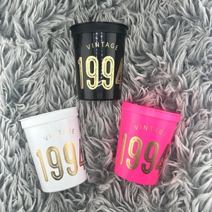 Vintage 1994, 30th Birthday Party Cups, Thirtieth Table Decorations, 16 ounce Stadium Cups, Hot Pink, Black, White, Set of 10