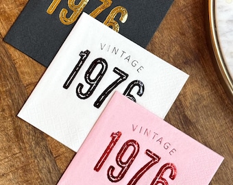 Serwetki na 50. urodziny: Vintage 1976 – Dekoracje na imprezy – Różne kolory – Zestaw ponad 20 sztuk